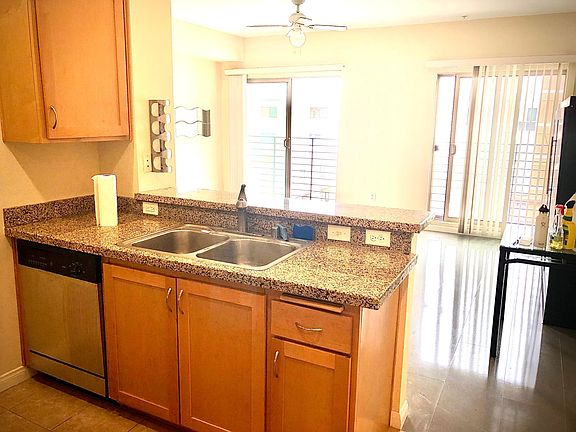 5th image of 450 J St Unit 6121