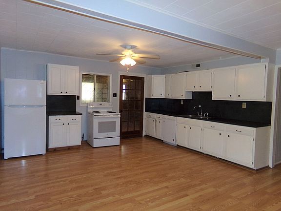 4th image of 187 Farquar Ln