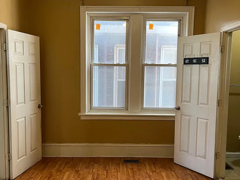 5640 Walnut St #1 — Photo 9
