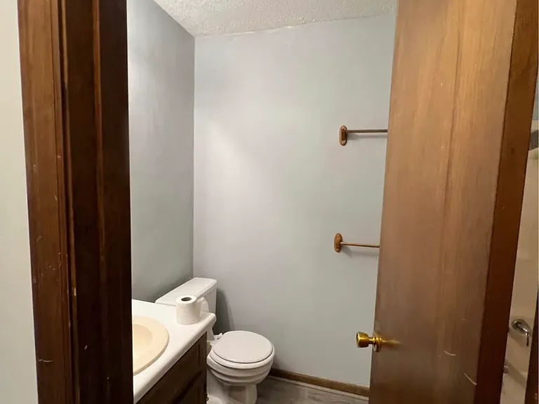 240 Wingo Rd — Photo 6