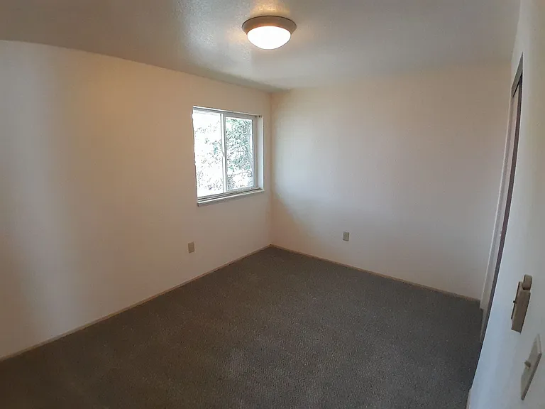 1805 16th Ave SE #1 — Photo 18