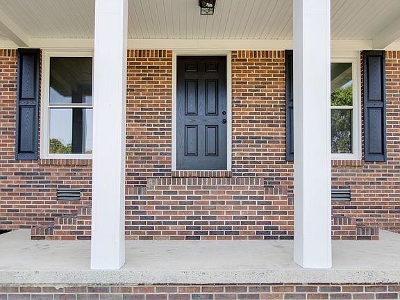 4th image of 132 Hillwood Dr