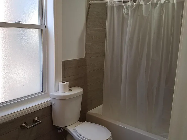 4607 Wayne Ave #2 — Photo 7