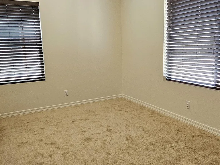 3001 E Butler Ave #1-14 — Photo 15