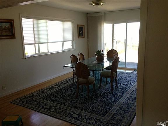3rd image of 133 Westward Dr