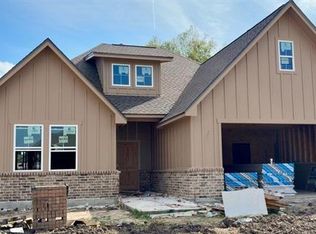 5680 Essie Ln, Beaumont, TX 77713