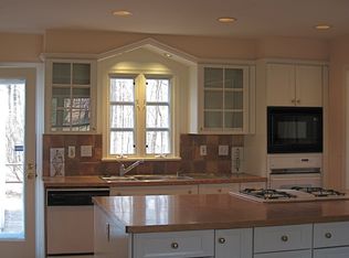 13132 Colton Ln, Gaithersburg, MD 20878