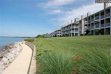 4th image of 2816 Whispering Shores Dr