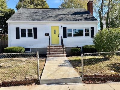 42 Osceola St, Hyde Park, MA, 02136