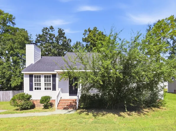 8 W Boxley Dr, Wendell, NC 27591