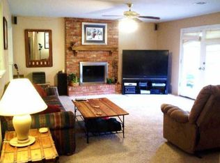 5813 Norman Rd, Warr Acres, OK 73122