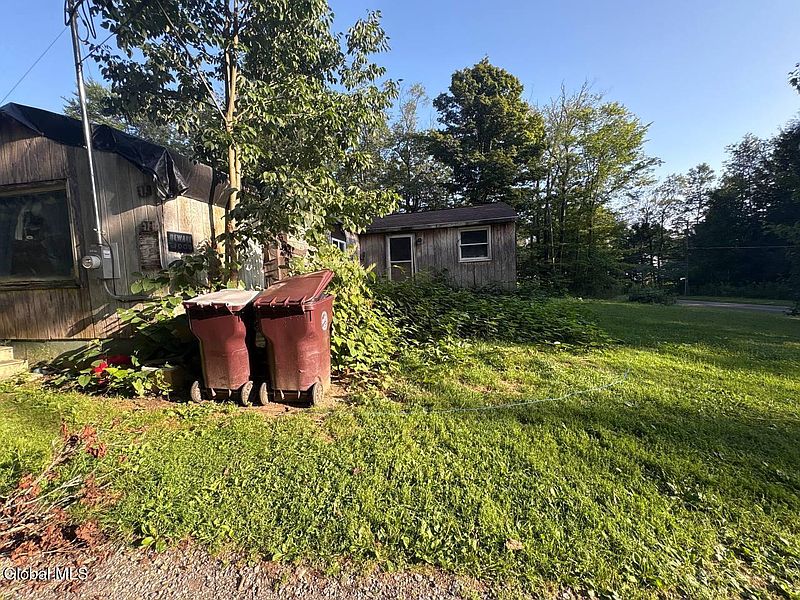 5th image of 9841 New Oregon Road