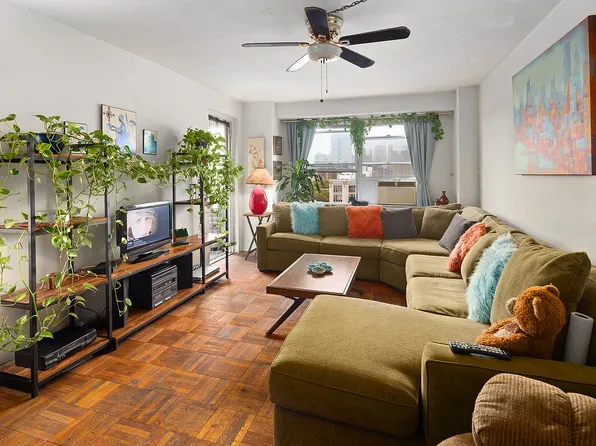 570 Grand St APT H1206, New York, NY 10002