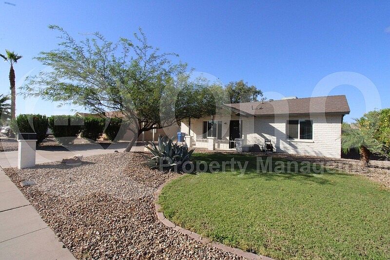 1st image of 610 E Watson Dr