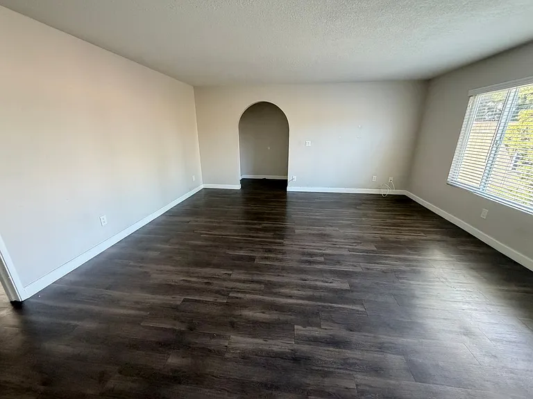 7720 Crescent Ave — Photo 45