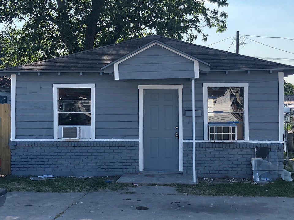 1st image of 3544 1/2 Des Chaumes St