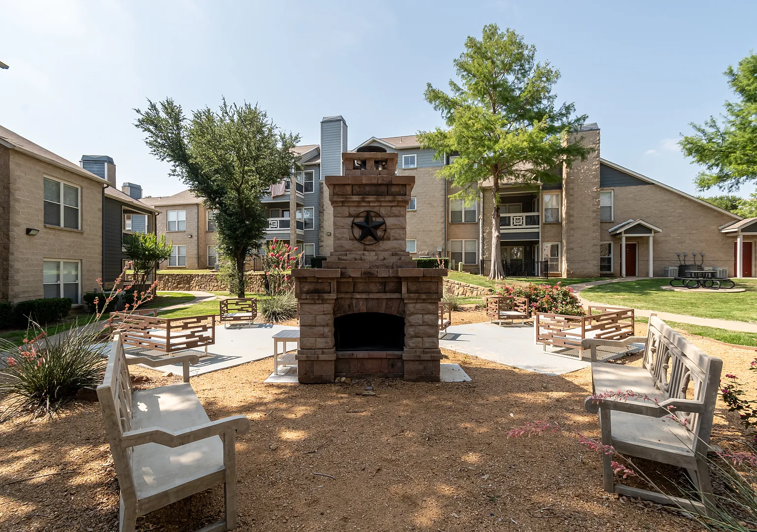 Western Station Apartments — Photo 3
