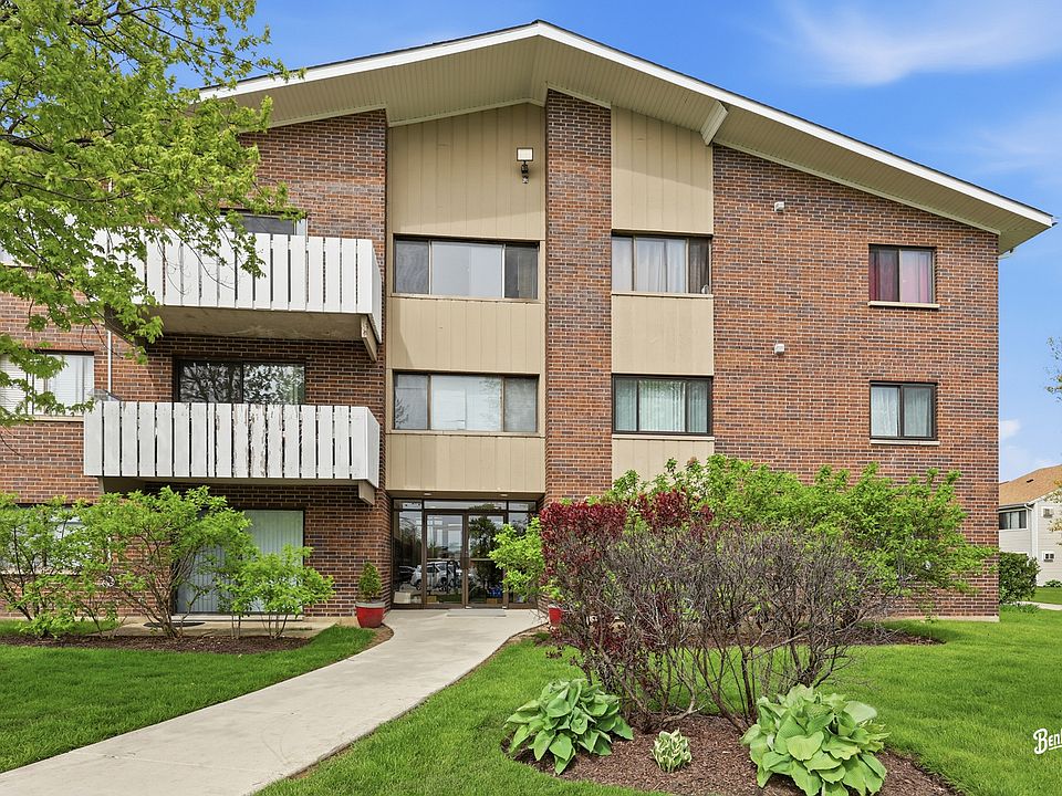 1st image of 1000 Bayside Dr Unit 314