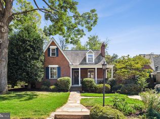 1515 N Wakefield St, Arlington, VA 22207