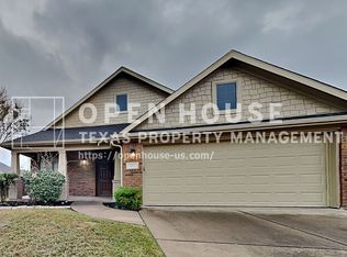 819 Cutting Horse Dr, Mansfield, TX 76063