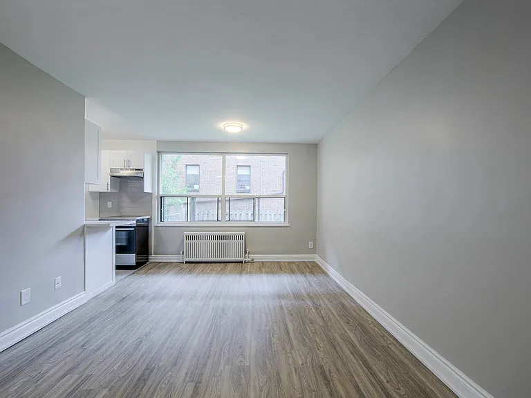 2788 Keele St — Photo 13