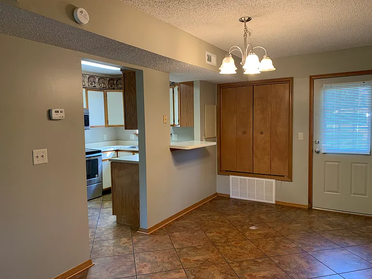 460 N Garrett St #A — Photo 6