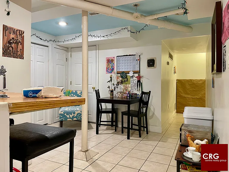 122 Westbourne Ter #B — Photo 6