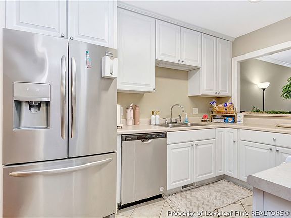 3rd image of 4890 Independence Dr APT 3