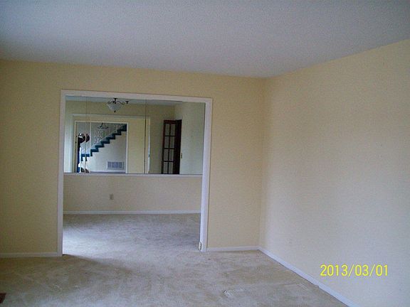 Formal Living Room & Dining 