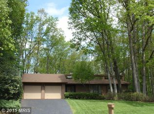 1406 Wolftrap Run Rd, Vienna, VA 22182