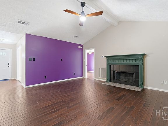 5th image of 90 Lexington Court