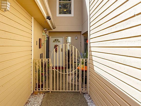 2nd image of 909 Admirals Rd #46