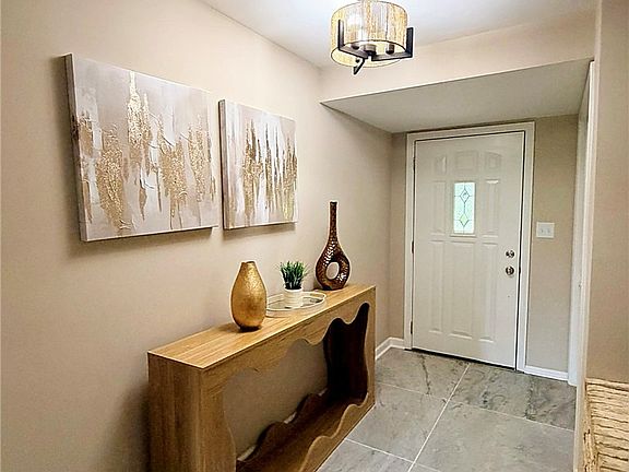 4th image of 3025 Seminole Drive