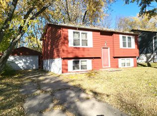 1914 Plateau Ave, Loves Park, IL 61111