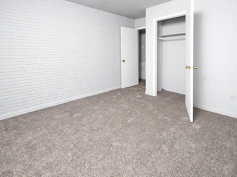 805 Lynn St #L — Photo 10