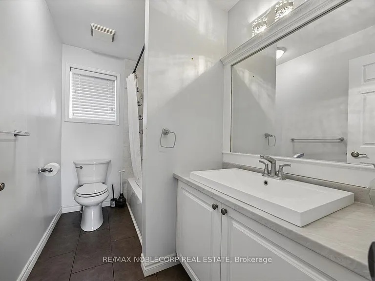 210 Dunsmore Ln #MAIN — Photo 11