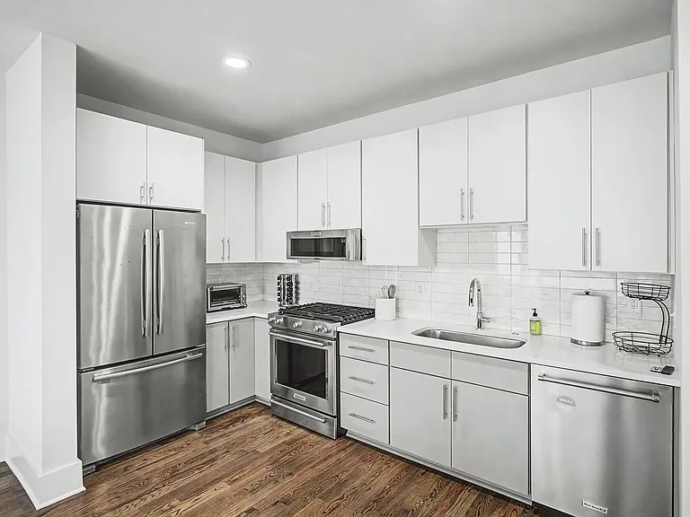 1814 Wedgewood Ave — Photo 11