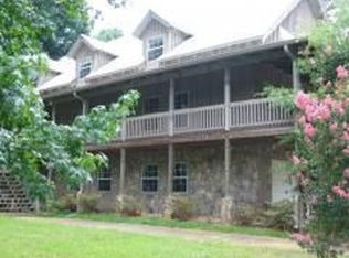 202 Bowline Ct, Woodstock, GA 30188