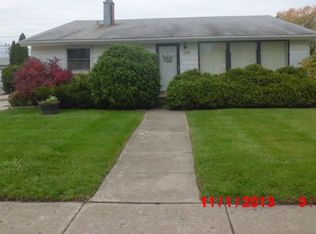 8250 Lockwood Ave, Burbank, IL