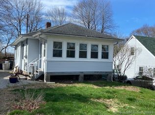 72 Riverview Ave, Groton, CT 06340