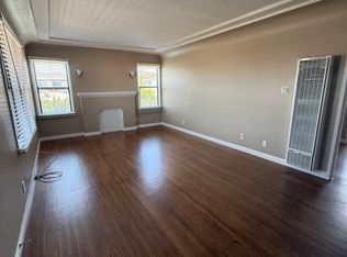328 W 17th St, San Pedro, CA 90731
