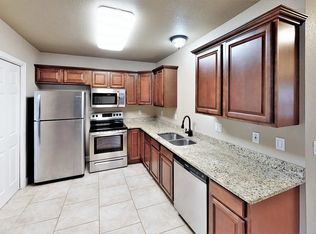 1584 N Dawn Dr, Fayetteville, AR 72703