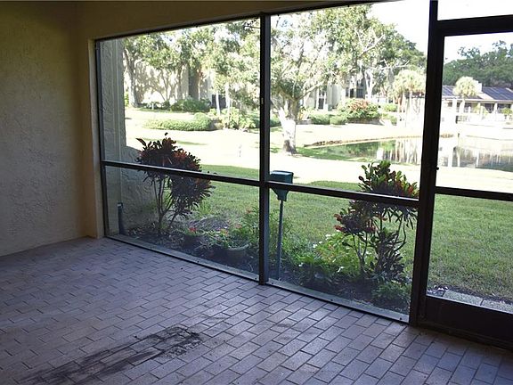 5th image of 5 Escondido Cir Unit 43