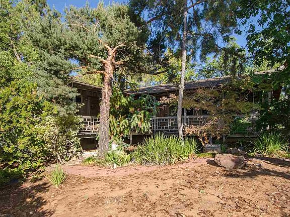 2nd image of 11201 Valley Dr