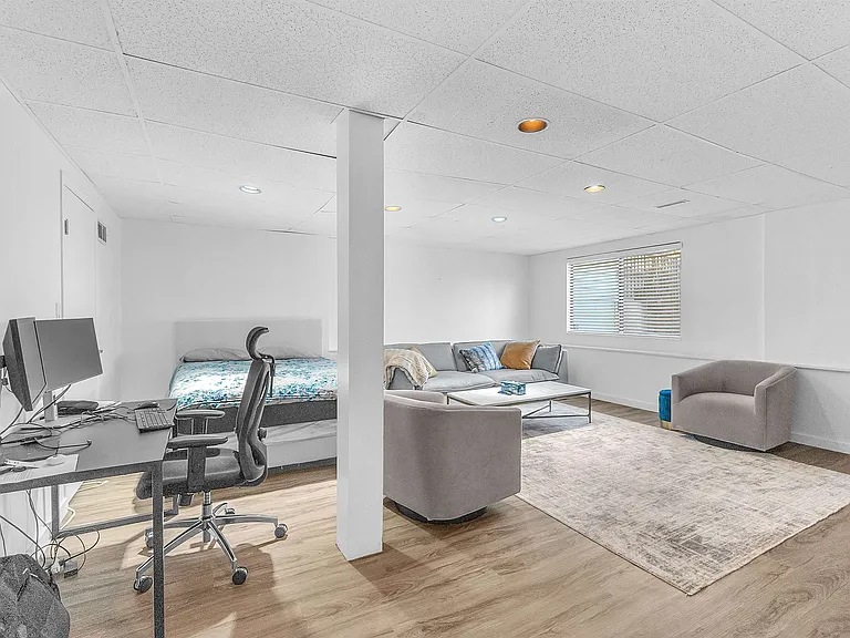 5706 Owl Ct — Photo 36