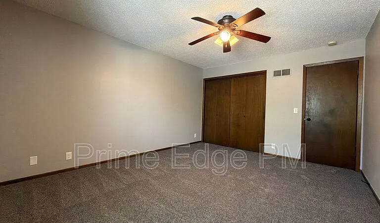 6235 Holdrege St #A-1 — Photo 24
