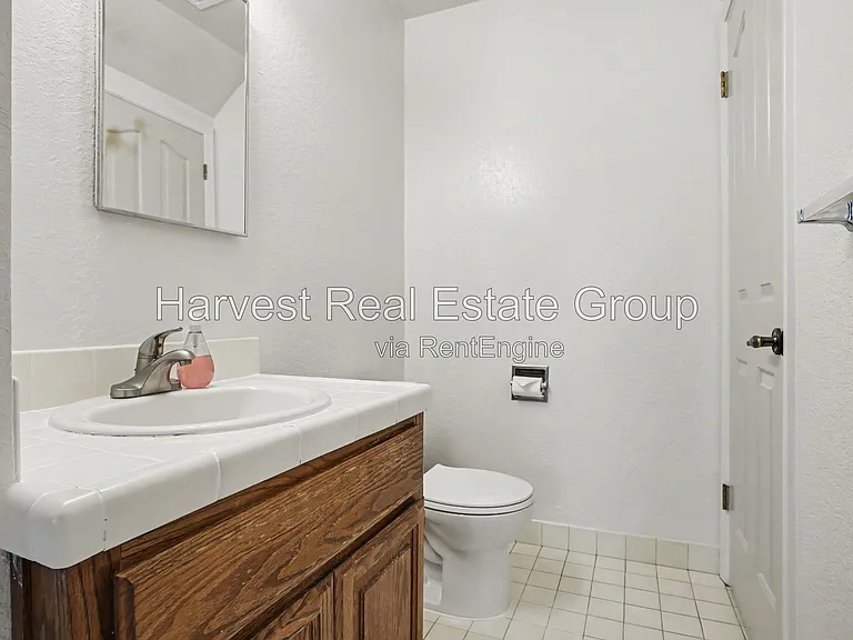1319 Pearl St #3 — Photo 17