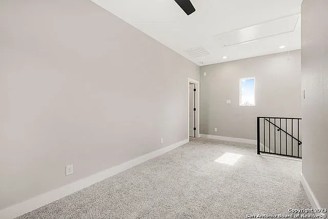 1910 E Houston St #4 — Photo 20