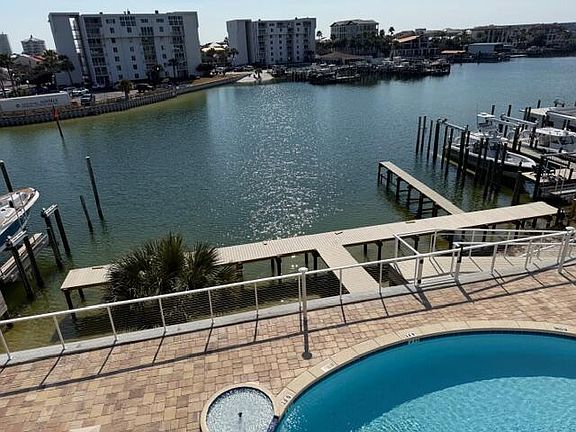 2nd image of 724 Harbor Blvd Unit 201