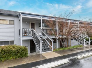 854 Twin Pines Cir APT 3, Ashland, OR 97520